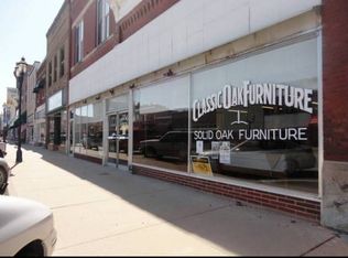 110 S Main St, Ottawa, KS 66067