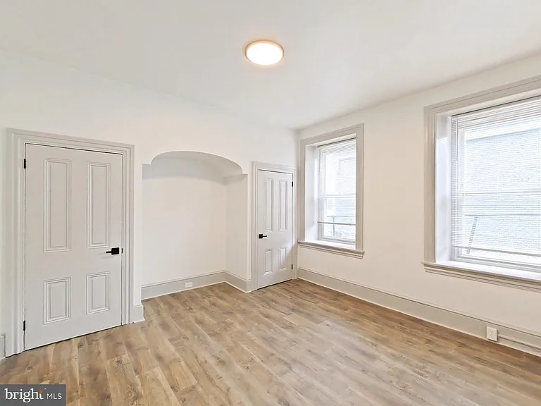 355 Lyceum Ave #1 — Photo 4
