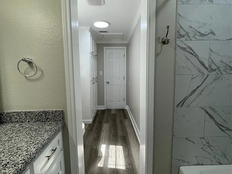 309 Ryan St — Photo 26