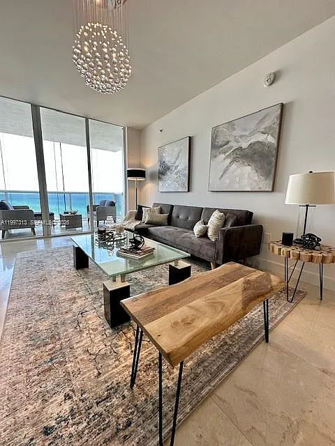 18201 Collins Ave #1602