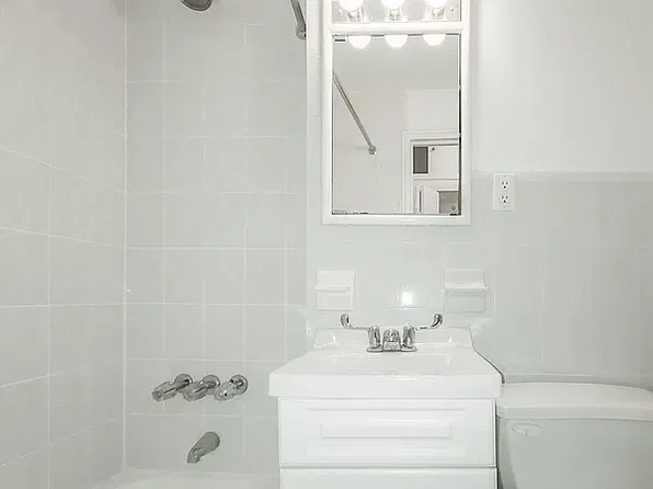 226 East 74th Street #1B, photo 5