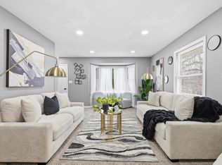 4962 S 20th St, Milwaukee, WI 53221