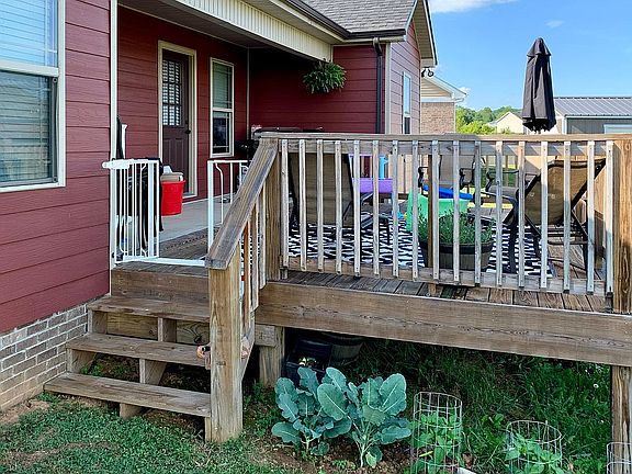 3rd image of 3030 Wyatt Dr