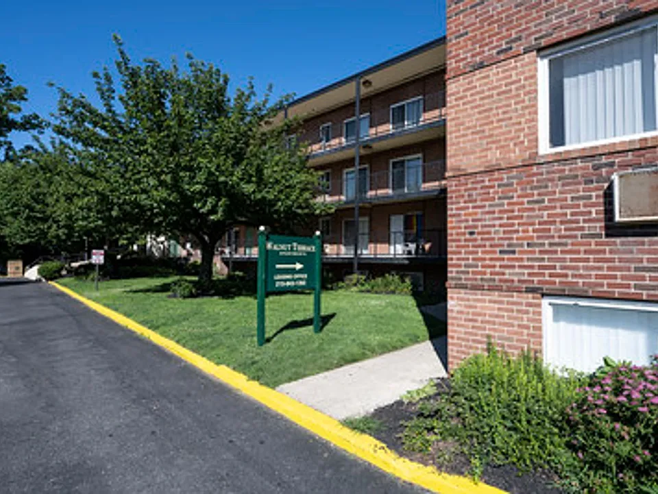 Welcome home to Walnut Terrace!