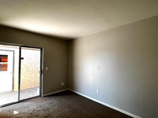 1410 W Cerrada Colima — Photo 24