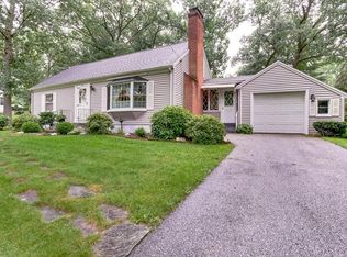 11 Newton Rd, Springfield, MA 01118