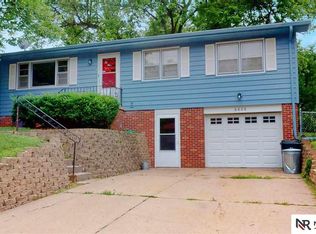 6626 S 86th St, Ralston, NE 68127