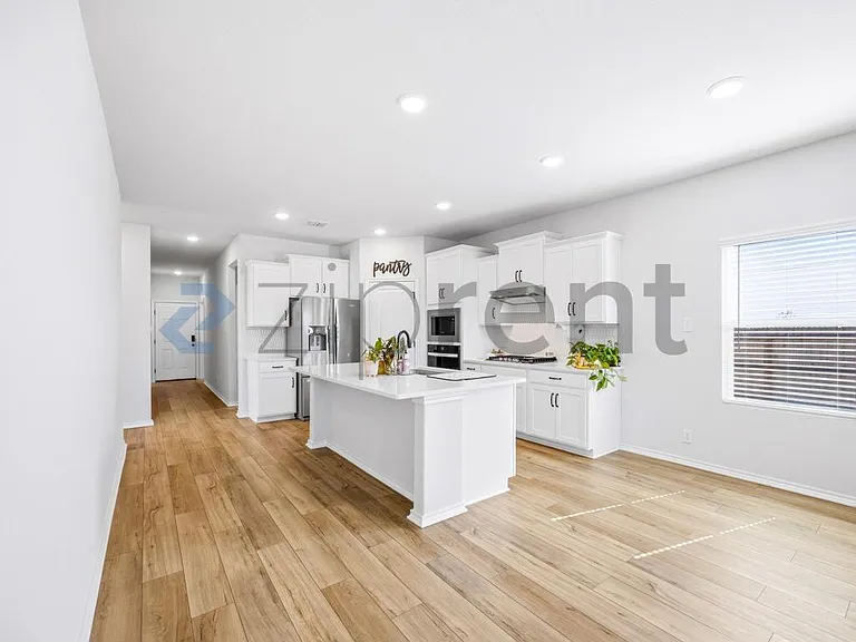 7063 Sycamore Pass — Photo 1