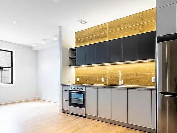 4th image of 312 Devoe St APT 1E