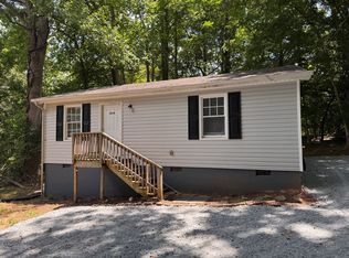 2218 Dixon St, Ramseur, NC 27316