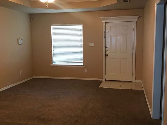 4th image of 1405 Western Oaks Ct