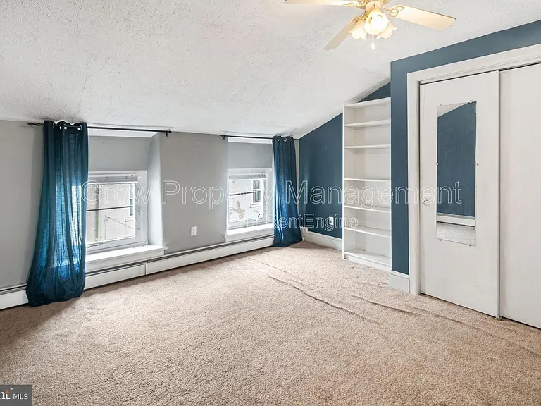4714 Fowler St — Photo 14