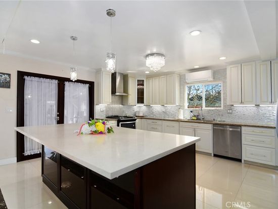 6508 Moorcroft Ave, Woodland Hills, CA 91303