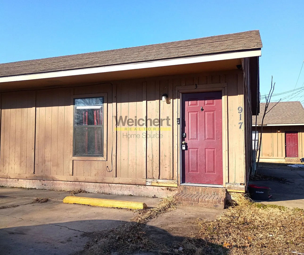 Budget-Friendly 2 Bedroom Ready for Move-In — Photo 1