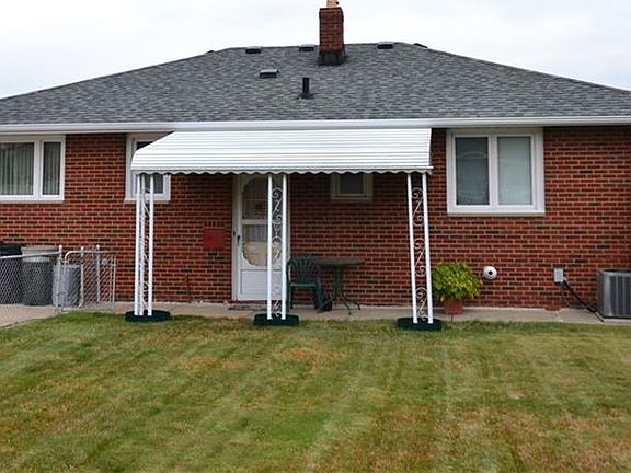2nd image of 3307 Somia Dr