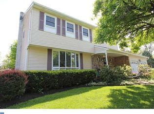 923 Weber Dr, Yardley, PA 19067