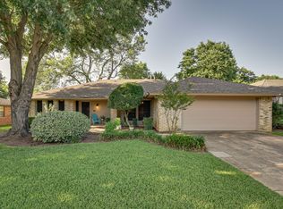 5726 Sagebrush Trl, Arlington, TX 76017