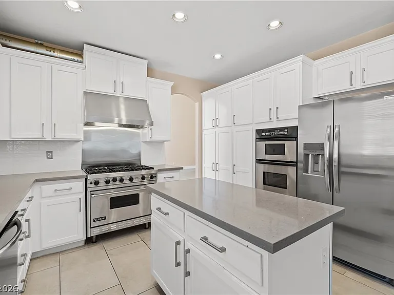 10228 Alessandro Ave — Photo 13