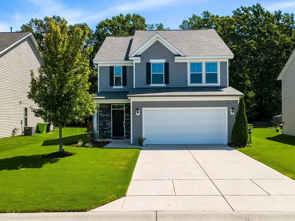 3428 Lacewing Dr, Zebulon, NC 27597