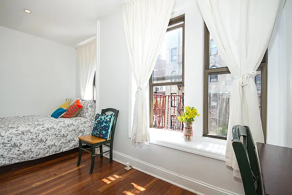 Rented by Oxford Property Group | media 30
