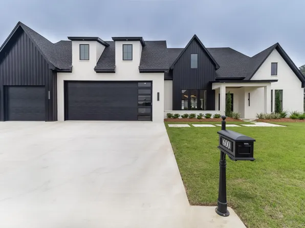 600 Lost Lakes Ct, West Monroe, LA 71291