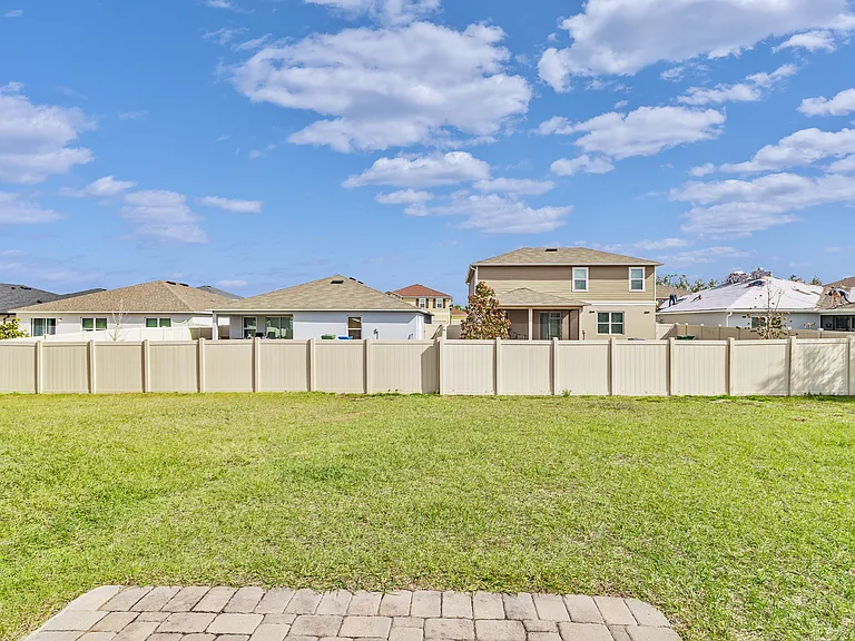 213 Lake Lucerne Way — Photo 15