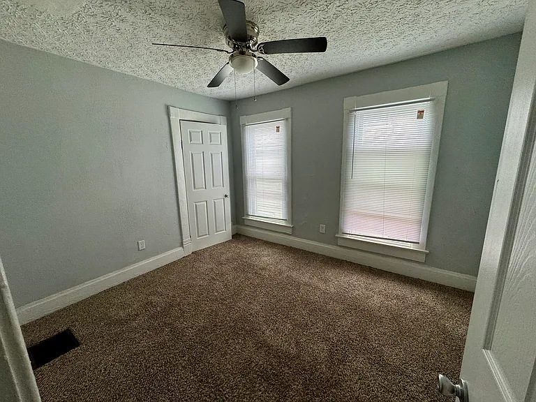 684 Carpenter St #684 — Photo 8