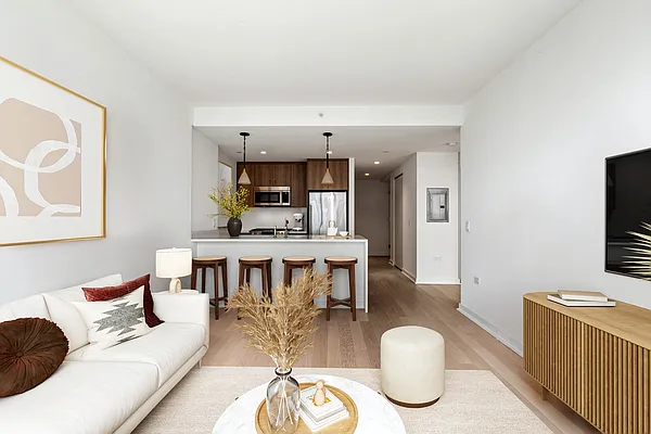 Rented by Greystar | media 3