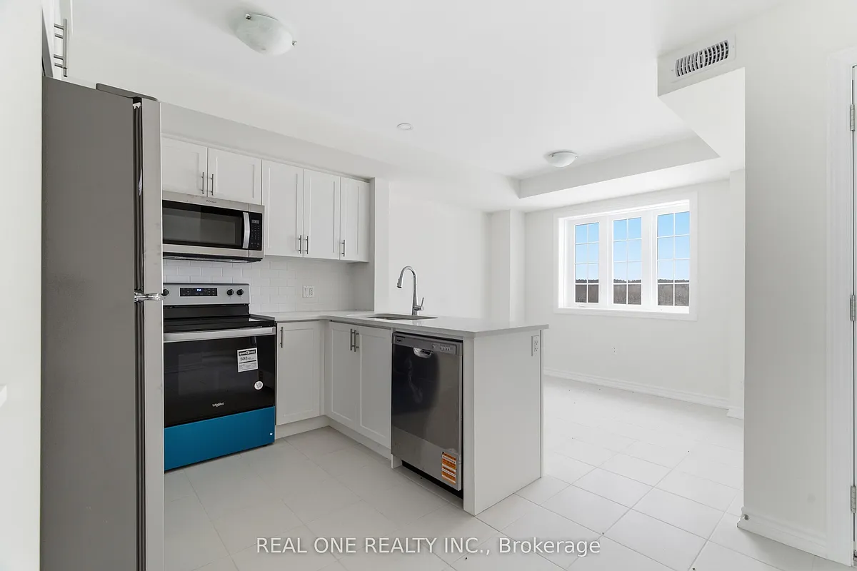Building Photo - 85 Mullin Dr #31A