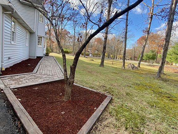 2nd image of 163 Georganna Dr