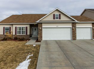 16308 Greenleaf St, Omaha, NE 68136