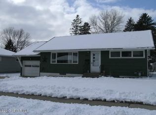 1521 10th Ave NE, Rochester, MN 55906