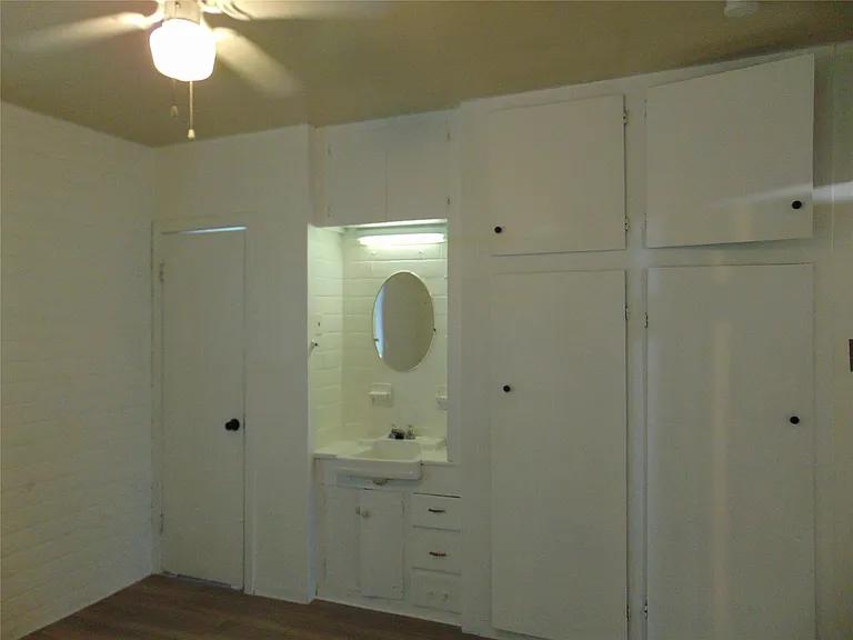1701 E 38th St #1611 — Photo 8