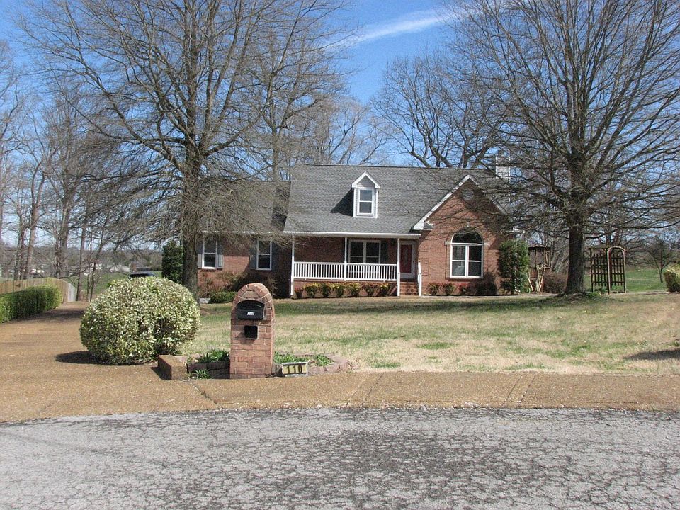 1st image of 110 Dawn Ct
