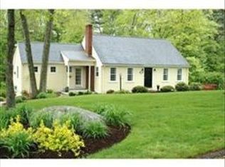24 Villa Dr, Foxboro, MA 02035