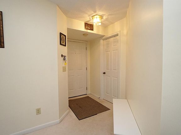 3rd image of 4511 N Shore Dr APT 301