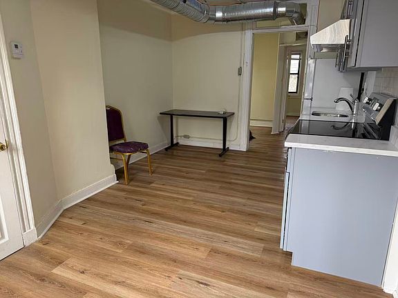 3rd image of 228 N 10th St Floor 4