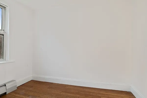 Rented by Compass | media 9