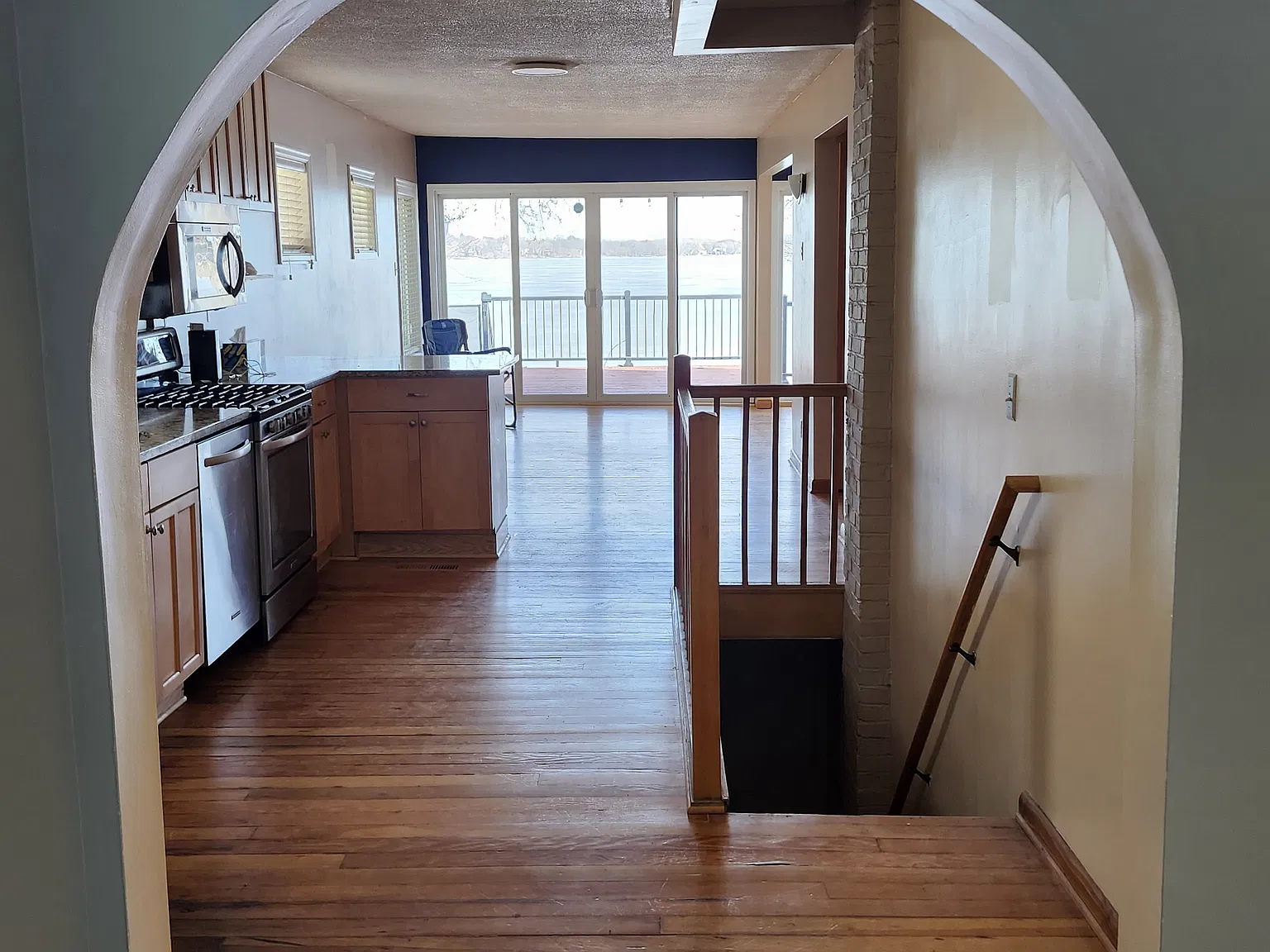 2 bed, 1600 sqft, $3,100 — Photo 3