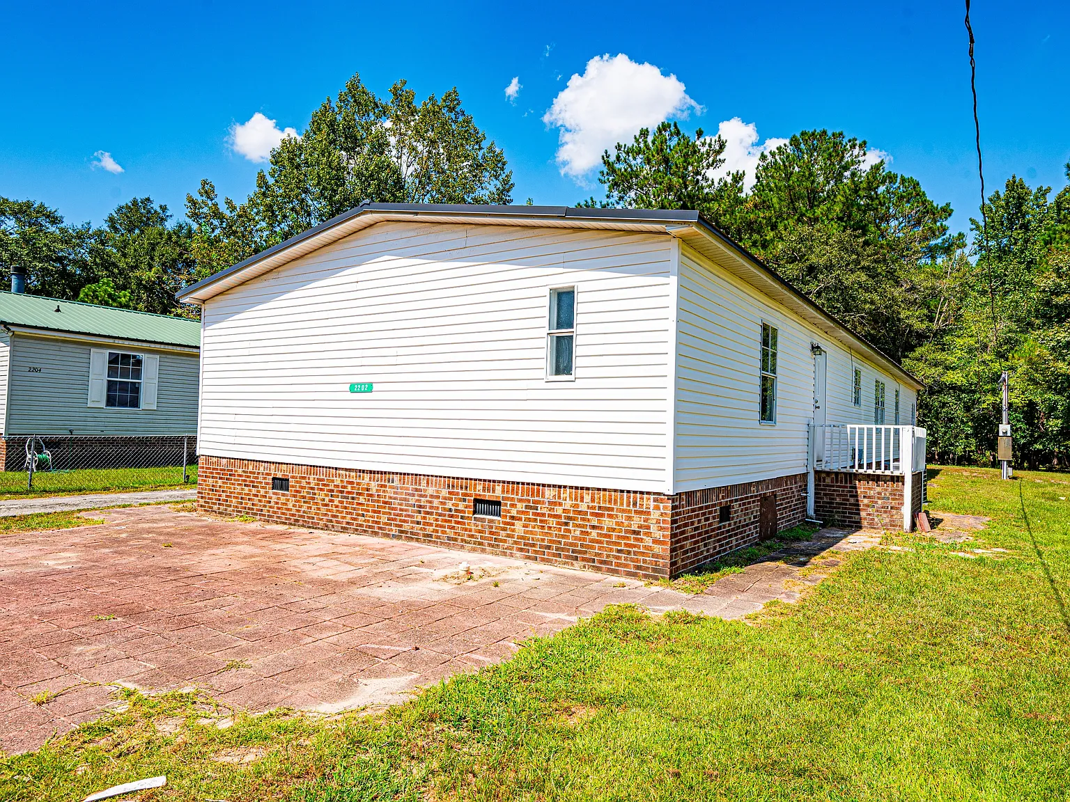 2202 Chestnut Avenue - 1 — Photo 3