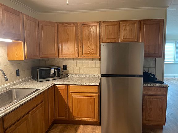 4th image of 801 Ulrich St #801
