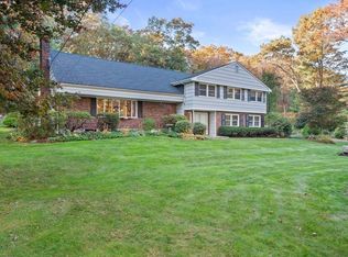 17 Mohawk Rd, Canton, MA 02021