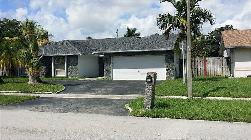 1st image of 5101 NW 81st Ter