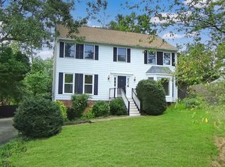 203 Surrey Rd, Charlottesville, VA 22901