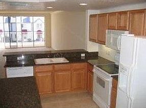 4th image of 816 Mystic Dr APT 209
