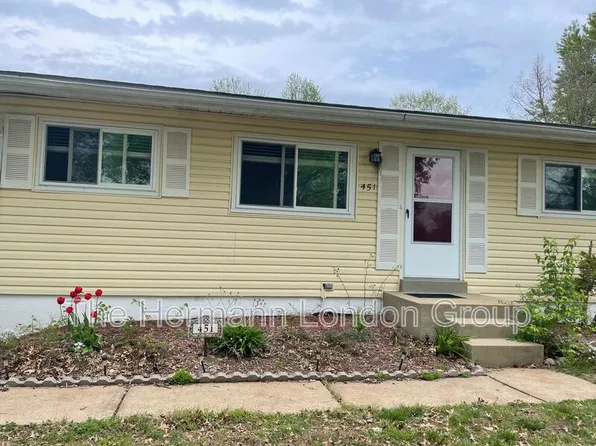 451 Golden Valley Dr, Saint Louis, MO 63129