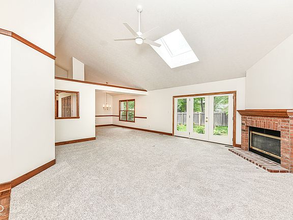 5th image of 13764 Roswell Dr