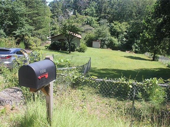 3rd image of 1102 Pine Lake Dr