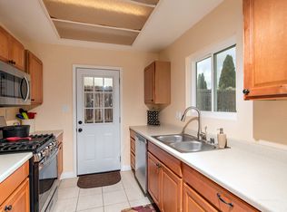 3120 Jacqueline Ln, Oceanside, CA 92056