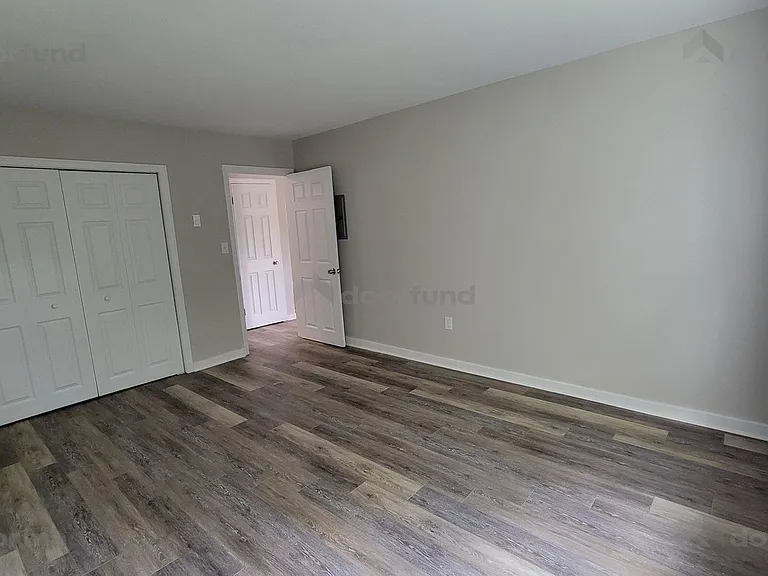 208 Columbus St #7 — Photo 7